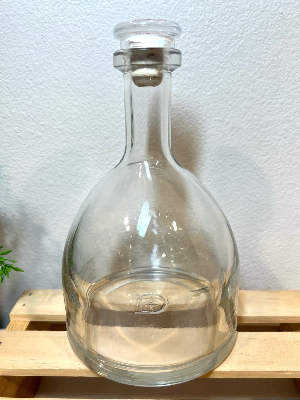 ☀️2/$20 Clear Glass Decanter Bottle w Cork Stopper | Empty D'USSÉ Cognac Bottle